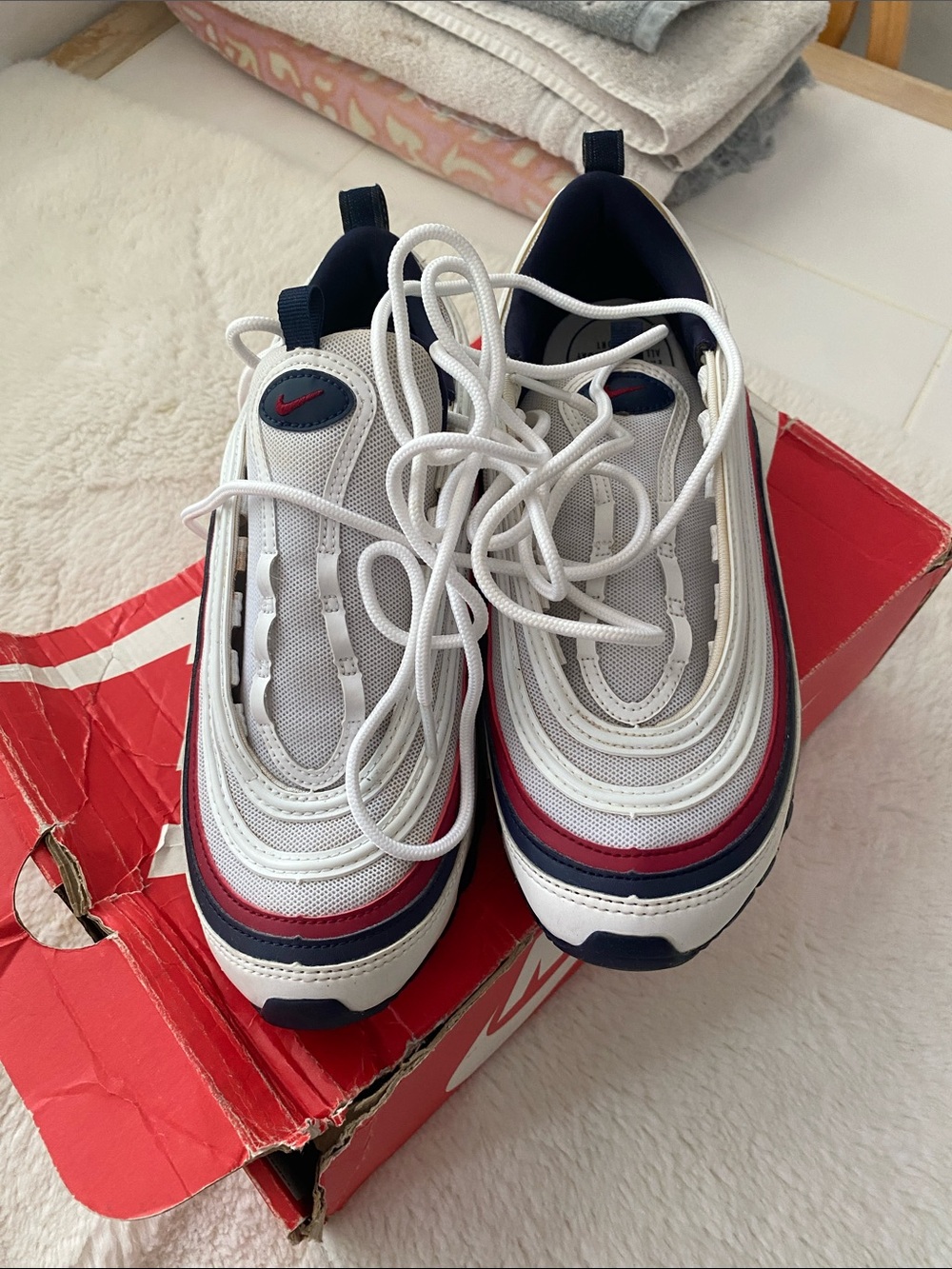 Nike White Sneakers with Navy and Red Accents